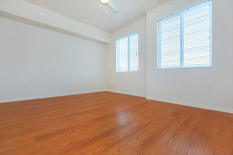 Carpinteros-Malaga-instalacion-suelos-laminados